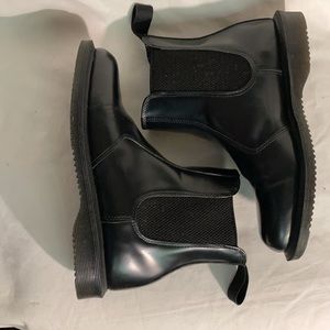 Dr Martens Flora Chelsea Boot